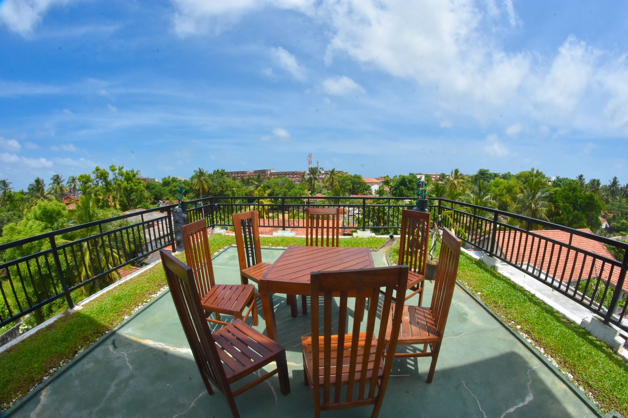 เนบิวลา เรสซิเดนซ์ Hotel เนกอมโบ ภายนอก รูปภาพ